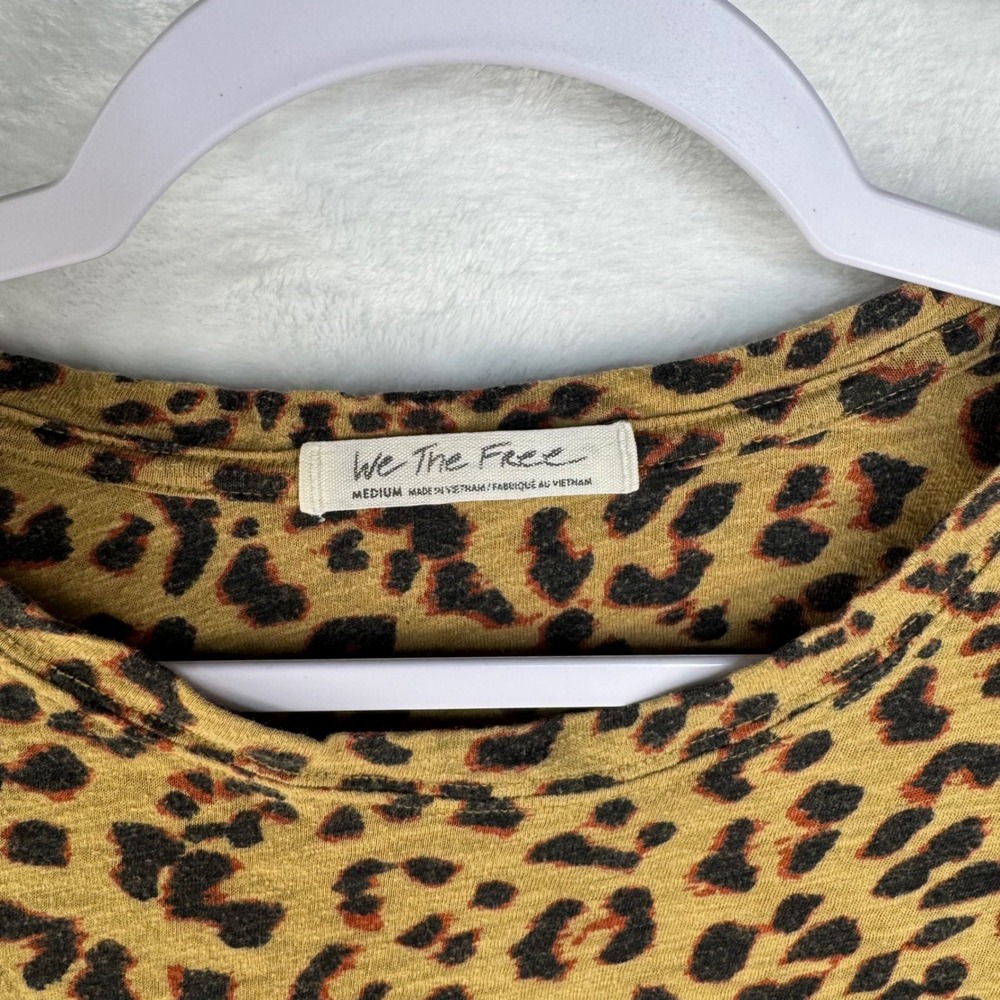 We The Free Free People Leopard Print Relaxed Fit Crew Neck Tee Shirt Medium - Picture 3 of 8